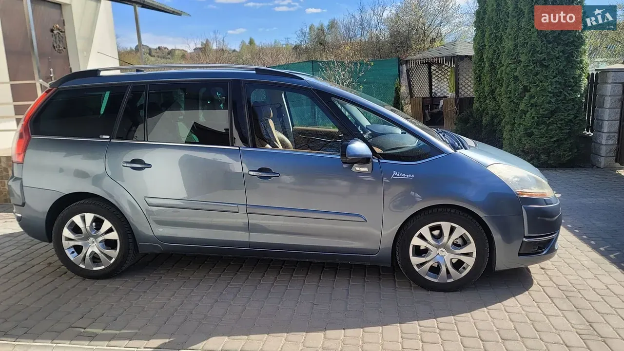 Citroen C4 Picasso 2009 photo 2