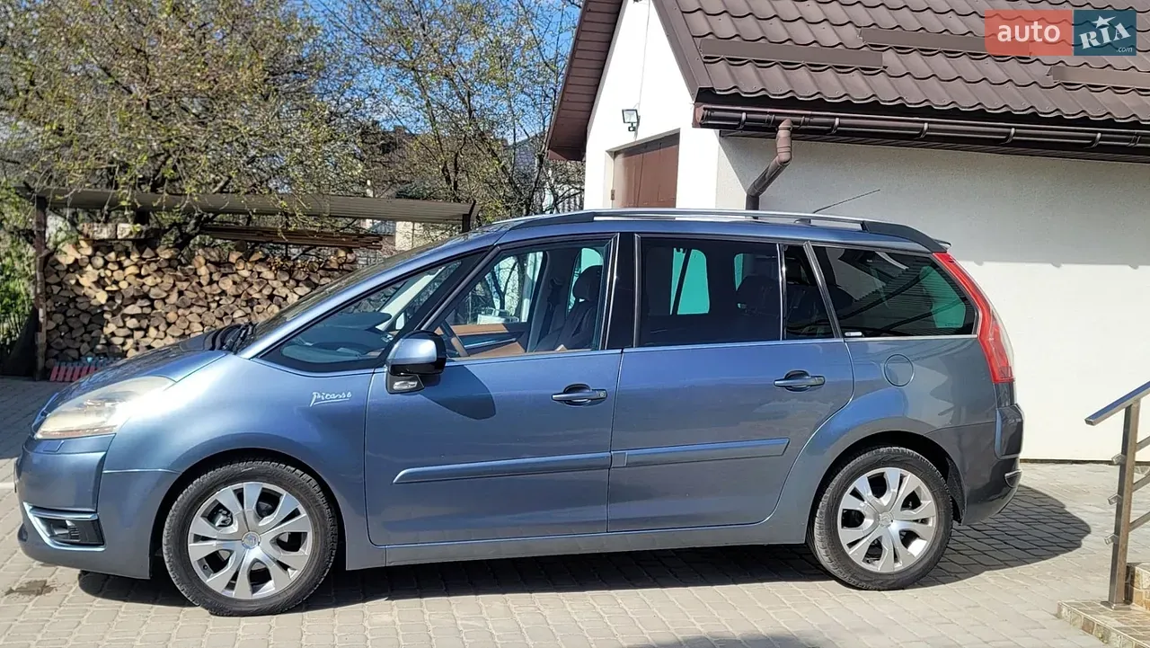 Citroen C4 Picasso 2009 photo 4