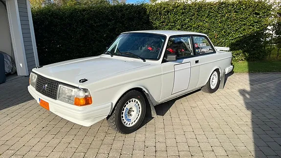 Volvo 240