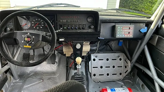 Volvo 240 1982 photo 3