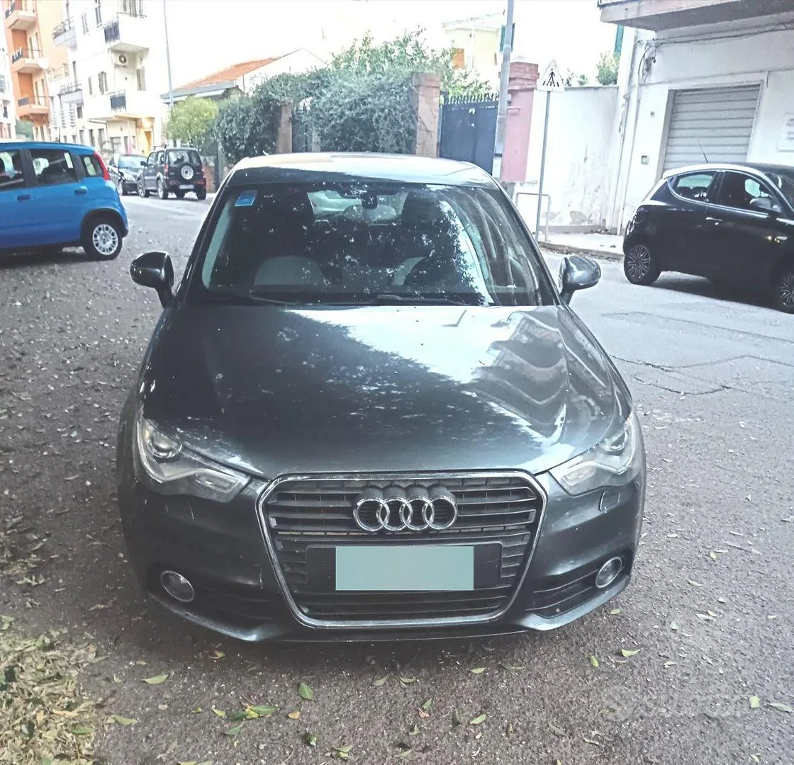 Audi A1 2012 photo 2