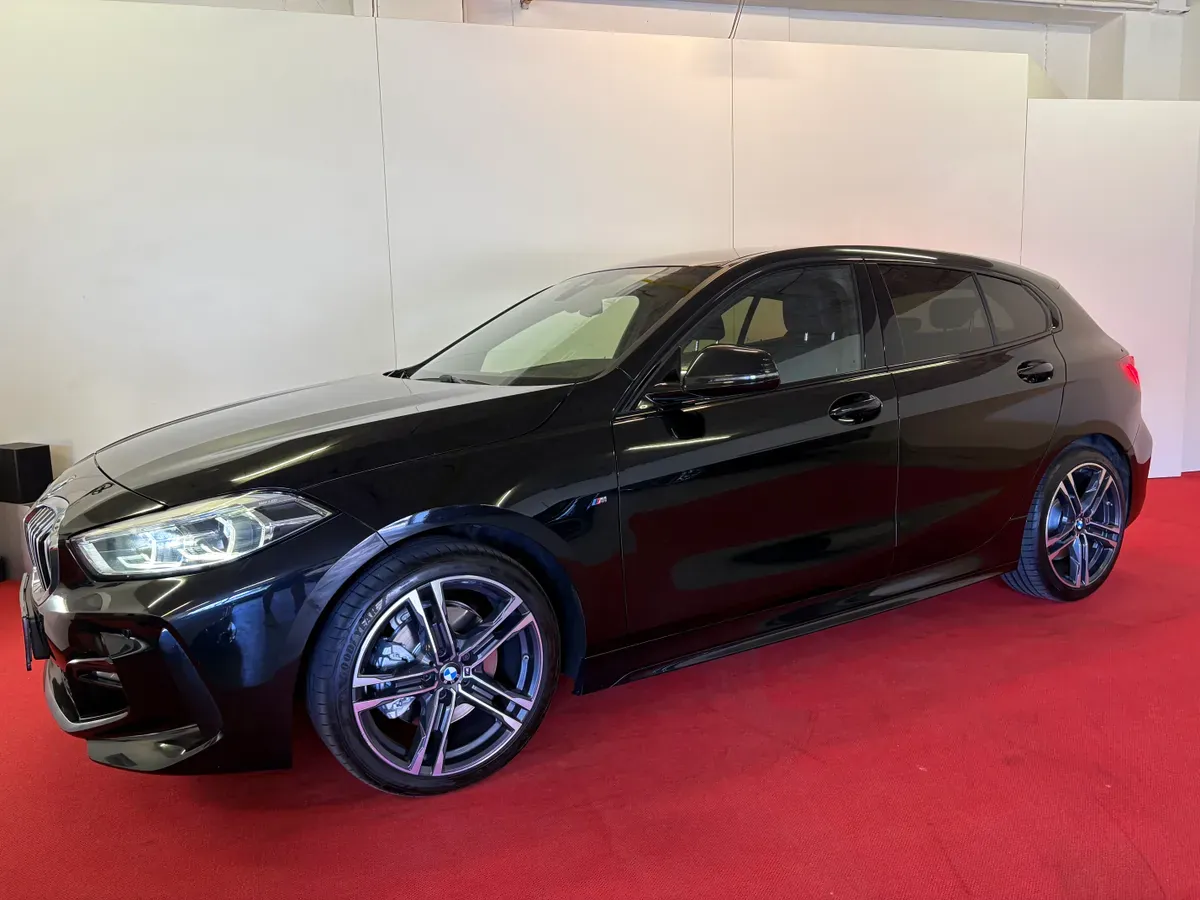 BMW 1 Series 2021 photo 3