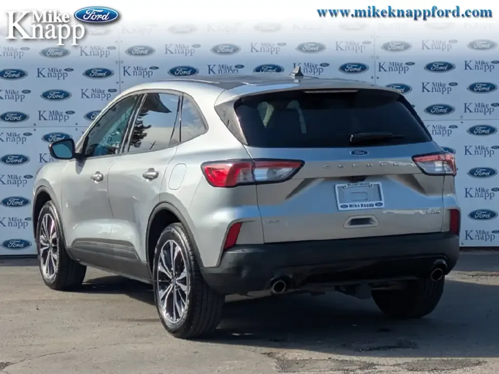 Ford Escape 2022 photo 3