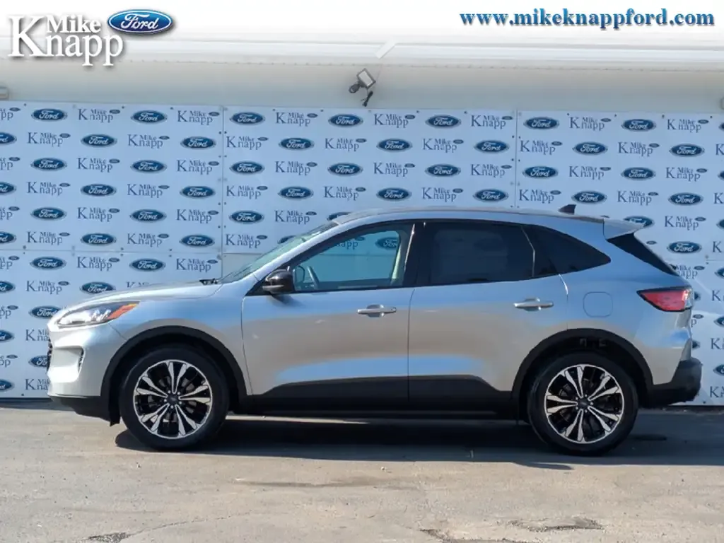 Ford Escape 2022 photo 2