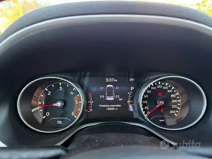Jeep Compass 2018 photo 2
