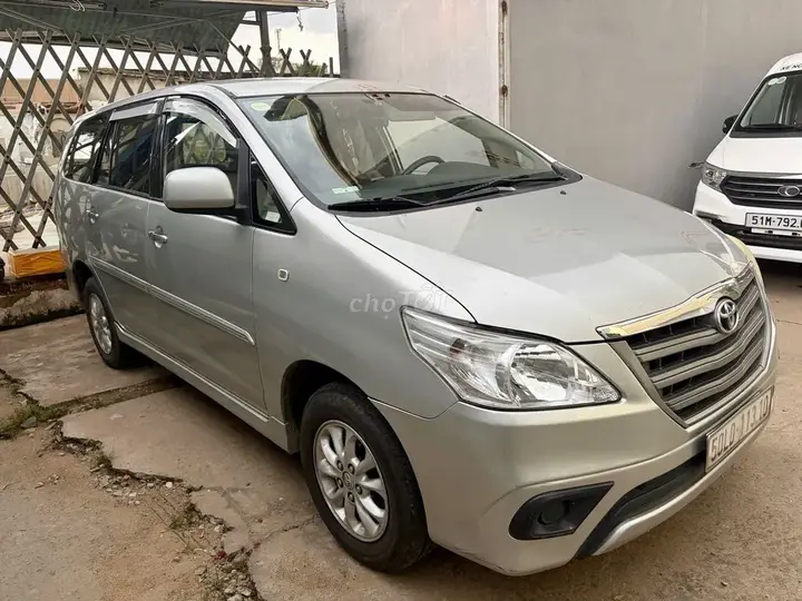 Toyota Innova 2014 photo 4