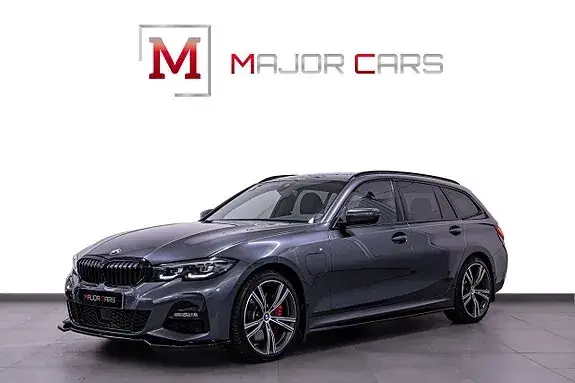 BMW 330E