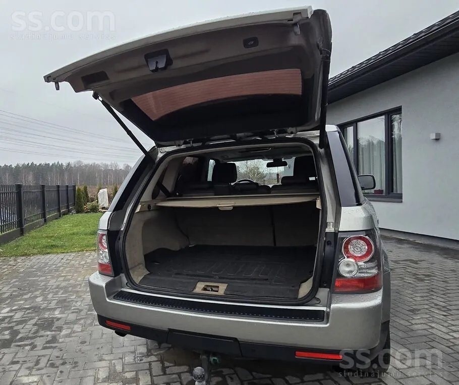 Land Rover Range Rover Sport 2012 photo 3