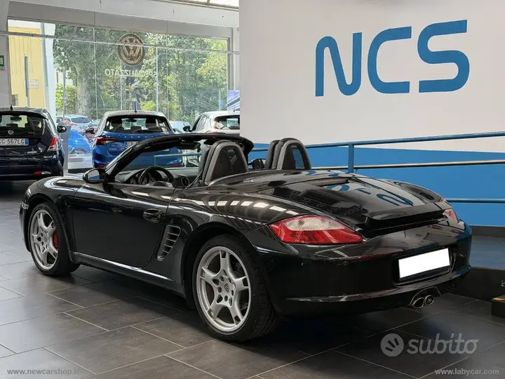 Porsche Boxster 2005 photo 2