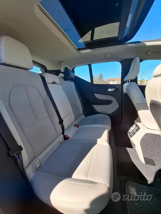 Volvo Xc40 2019 photo 3