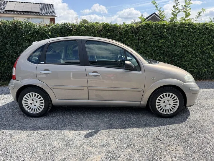 Citroen C3 2006 photo 2