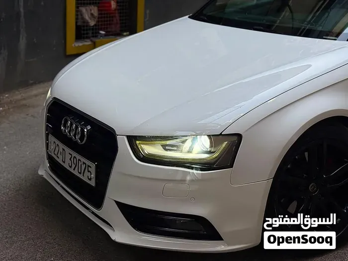 Audi A4 2013 photo 2