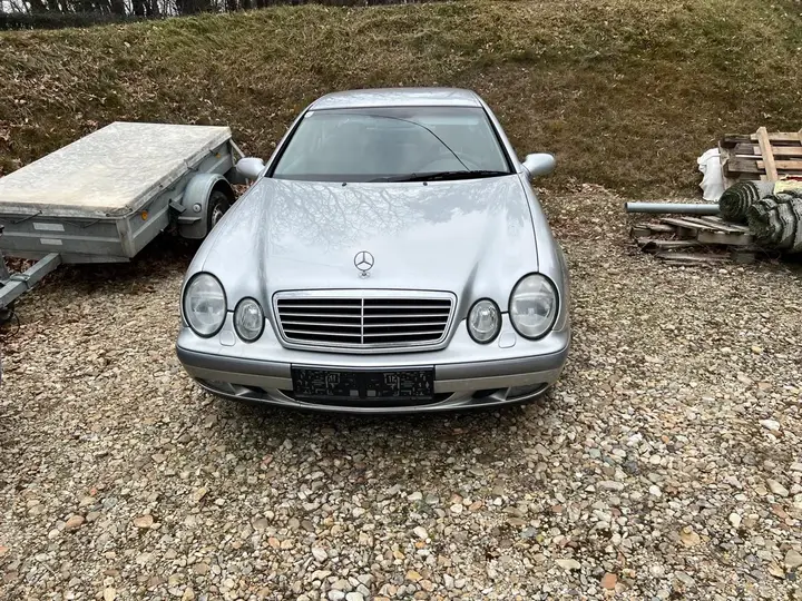 Mercedes-Benz Clk-Class