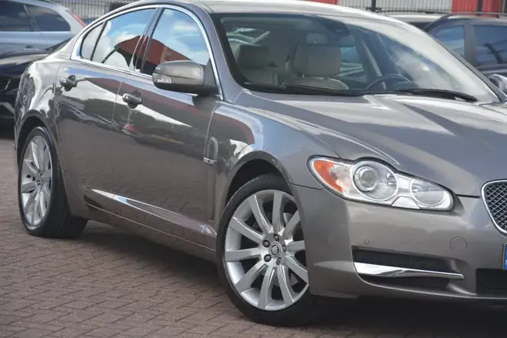 Jaguar Xf 2008 photo 3