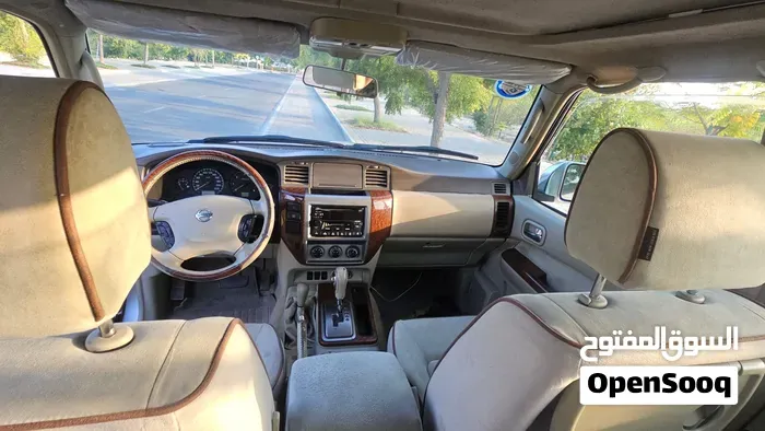 Nissan Patrol 2009 photo 4