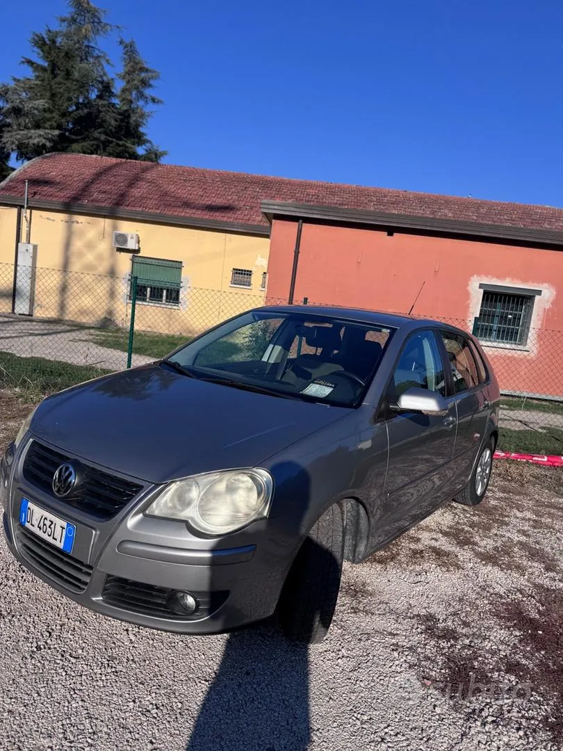Volkswagen Polo 2007 photo 2