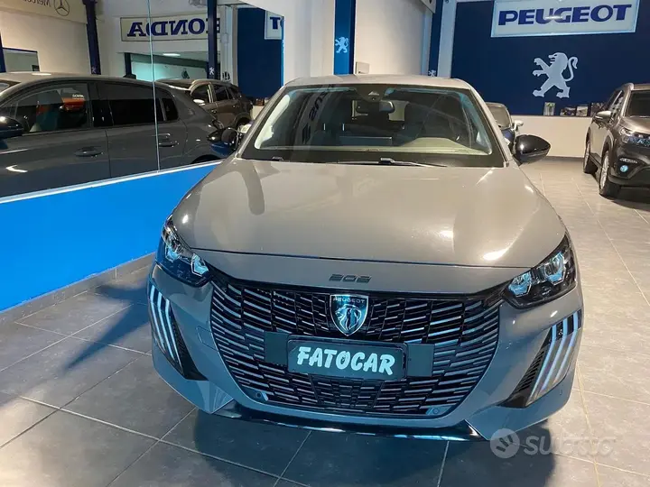 Peugeot 208