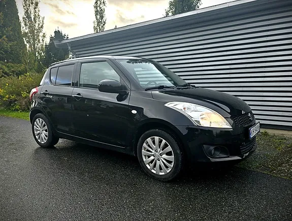 Suzuki Swift 2012 photo 4