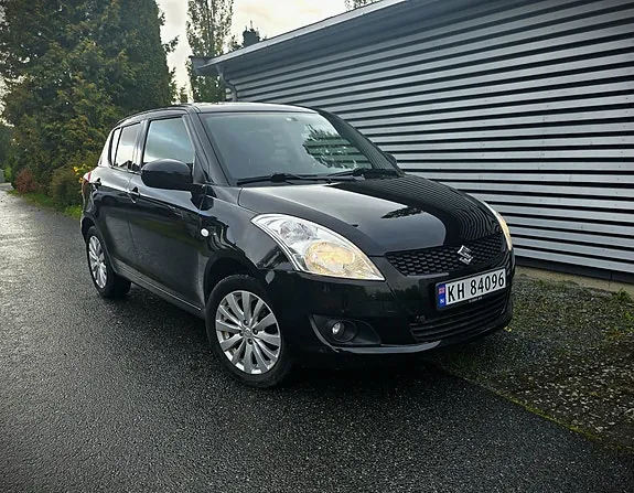 Suzuki Swift 2012 photo 3