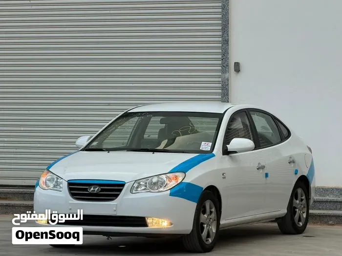 Hyundai Avante 2008 photo 2