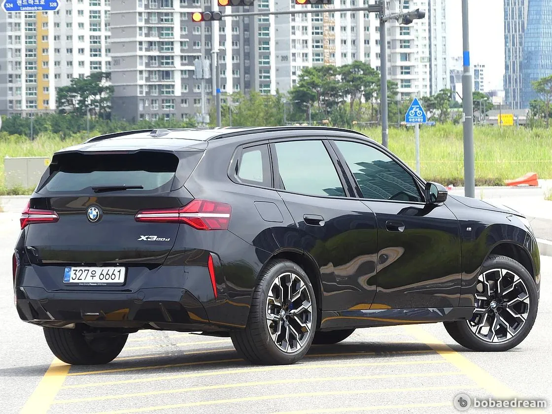 BMW X3 2026 photo 3