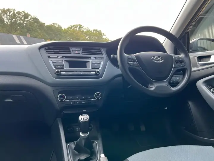 Hyundai I20 2014 photo 2
