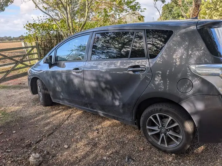 Toyota Verso 2013 photo 2