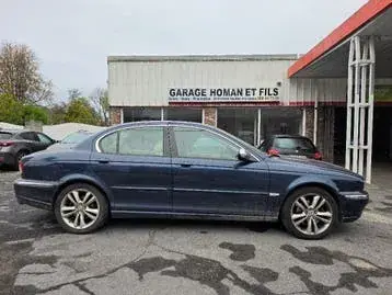 Jaguar X-Type