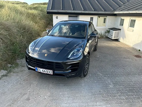 Porsche Macan Gts 2016 photo 4