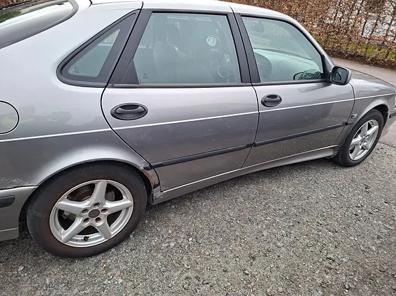 Saab 9-3 2003 photo 3