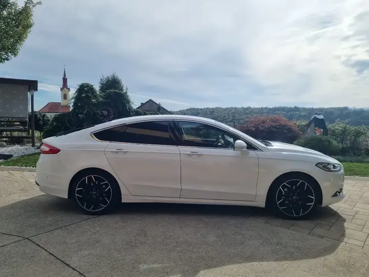 Ford Mondeo 2015 photo 3