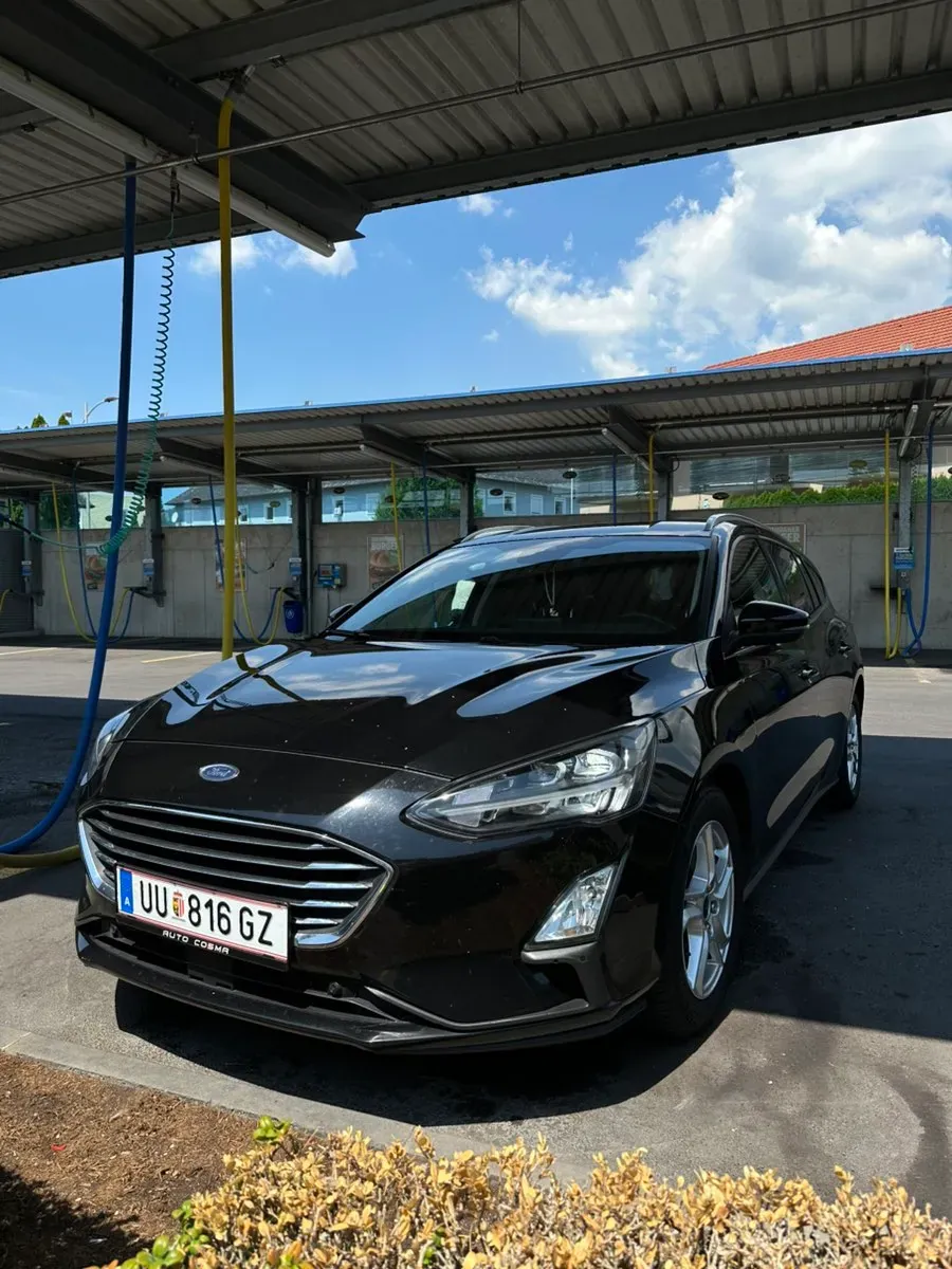 Ford Focus 2020 photo 2