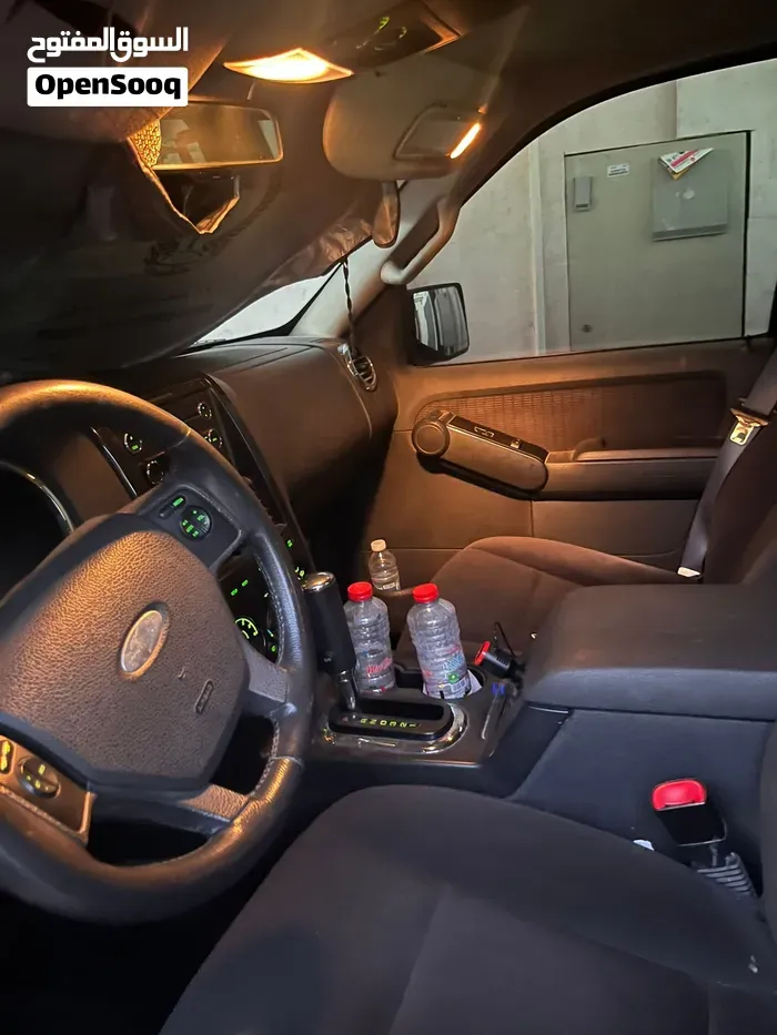 Ford Explorer 2009 photo 4