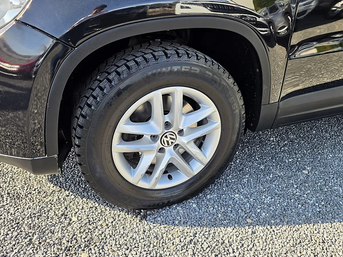Volkswagen Tiguan 2009 photo 2