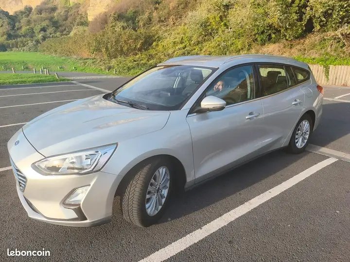 Ford Focus 2018 photo 3