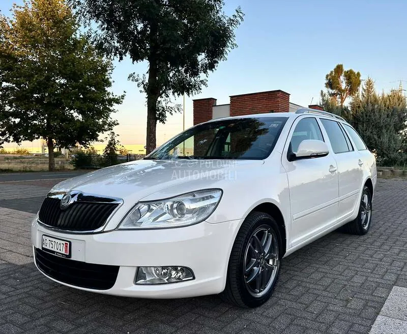 Skoda Octavia 2009 photo 5