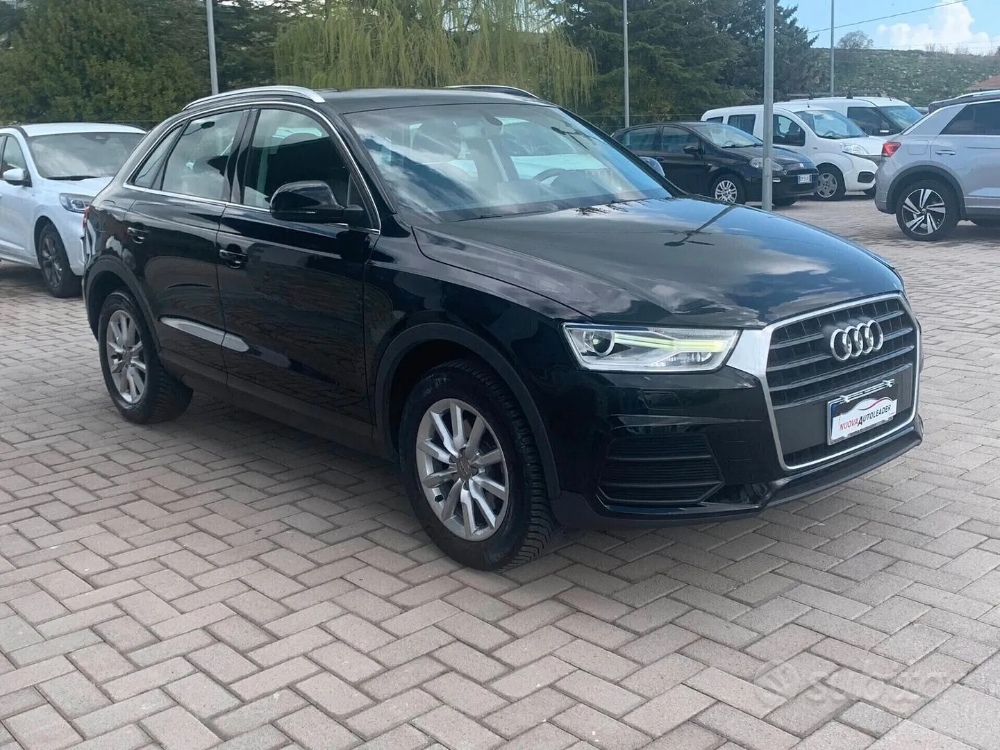 Audi Q3 2016 photo 2