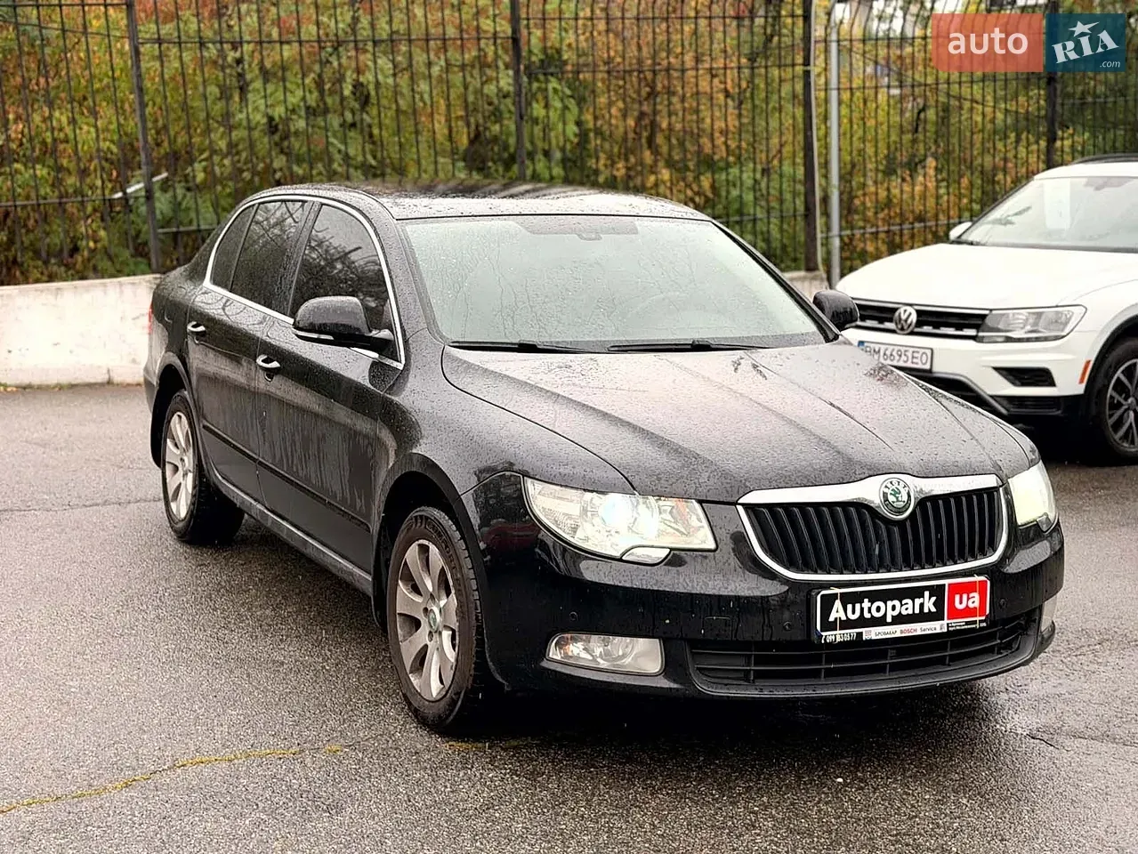Skoda Superb 2012 photo 4