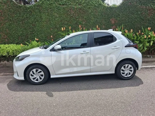 Toyota Yaris 2023 photo 3
