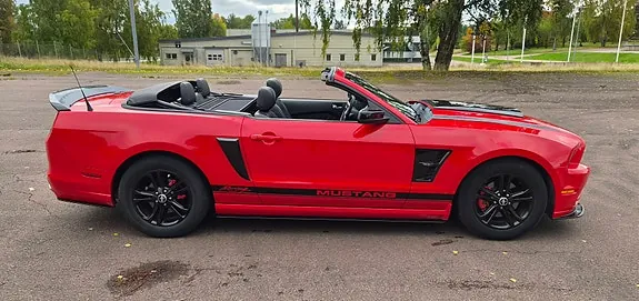 Ford Mustang 2014 photo 2