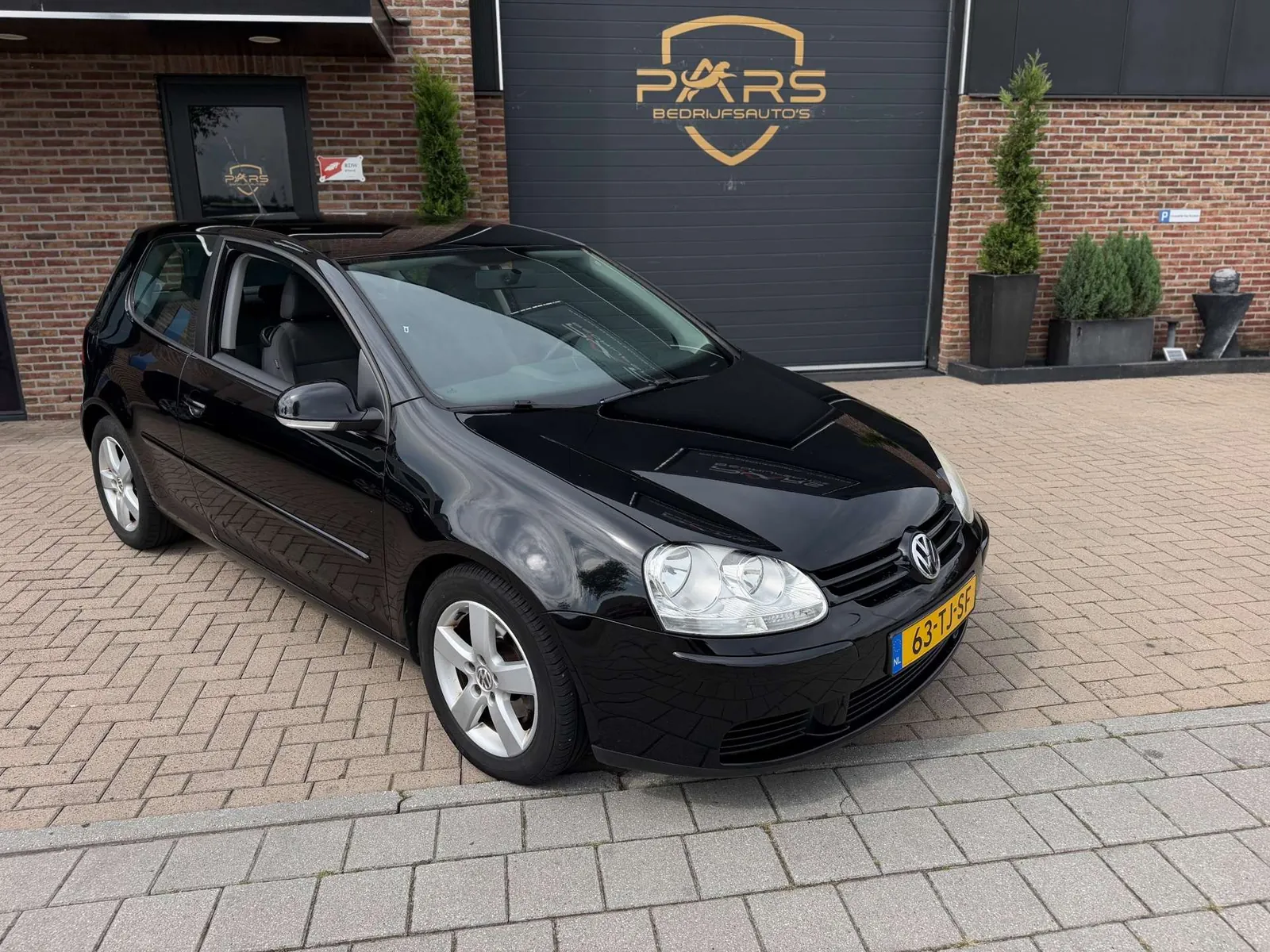 Volkswagen Golf 2006 photo 2