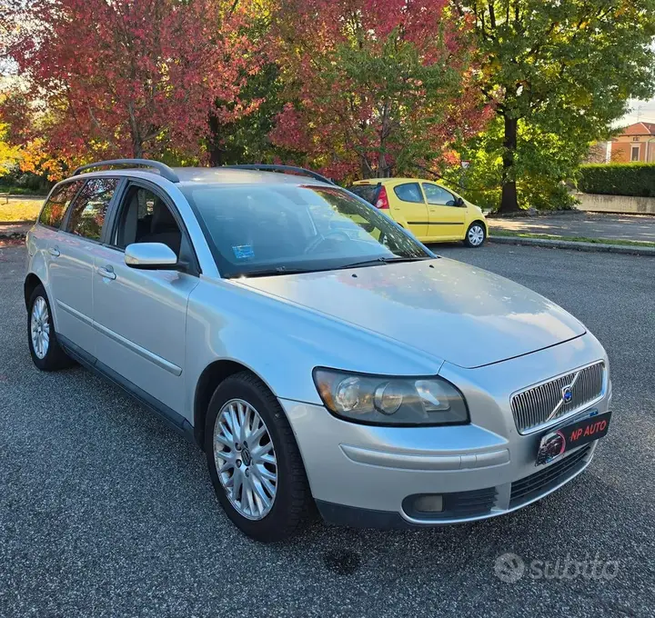 Volvo V50 2005 photo 2