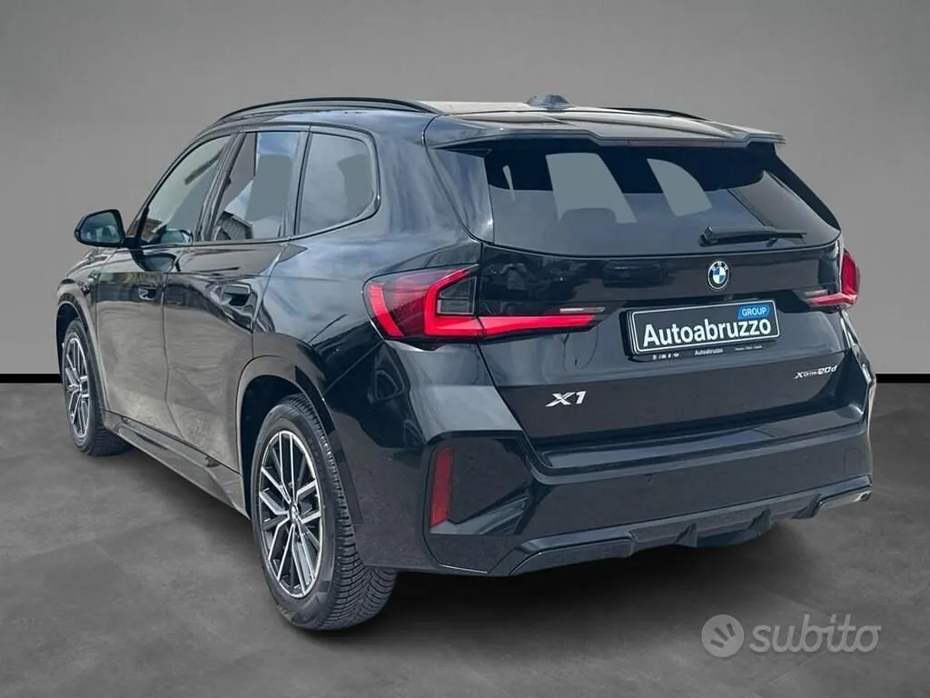 BMW X1 2024 photo 3