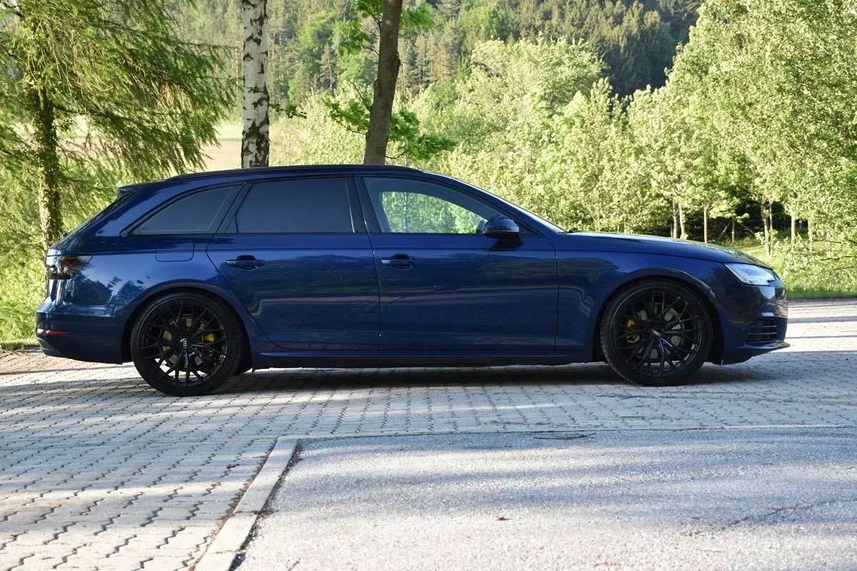 Audi A4 2016 photo 3