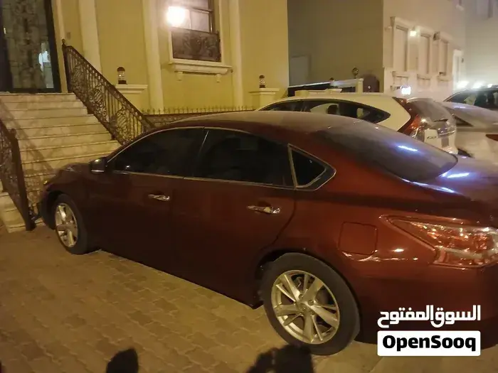 Nissan Altima 2014 photo 2