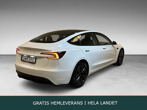 Tesla Model 3 2024 photo 2
