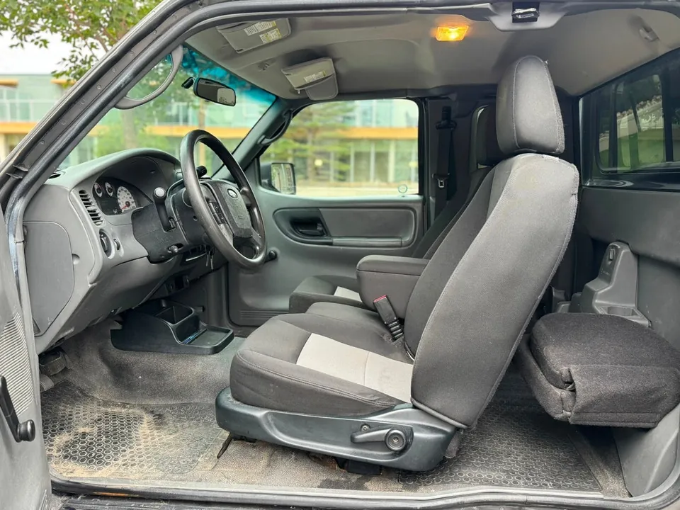 Ford Ranger 2010 photo 2