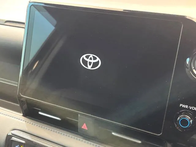 Toyota Corolla Hybrid Sz 2025 photo 3