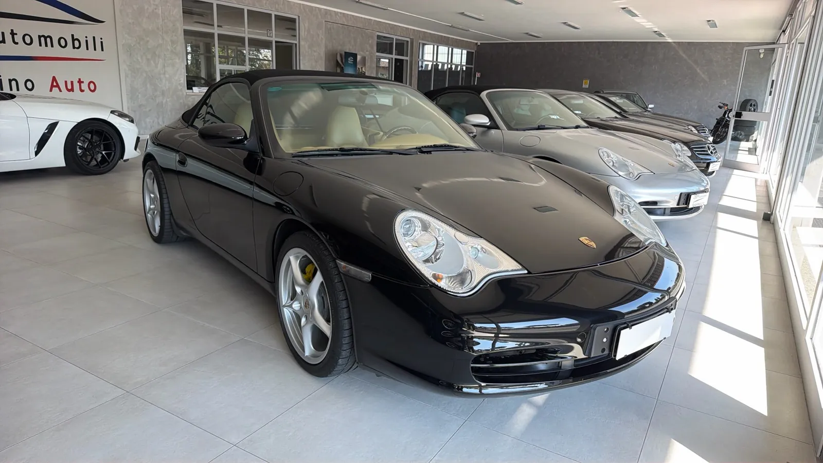 Porsche 911 Carrera 4