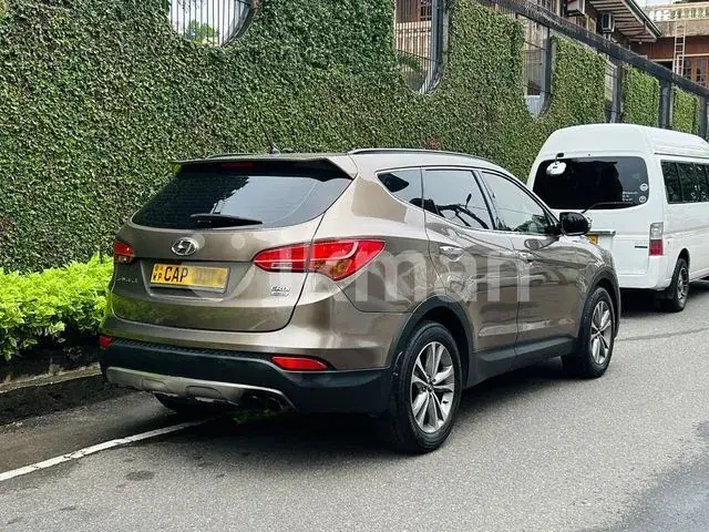 Hyundai Santa Fe 2016 photo 4